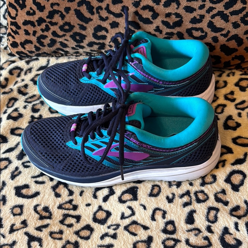 Brooks Women's Blue Running Shoes